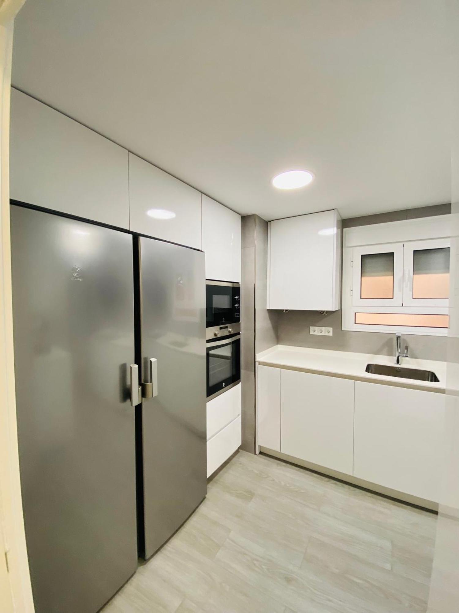Apartamento En Malaga Junto A Estacion De Metro By Mo Luaran gambar